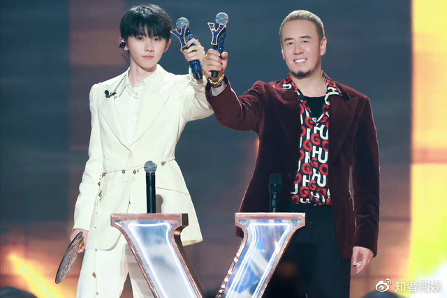 我们的歌：马嘉祺飙高音被指“难听”，离开时团就变得黯淡无光？休闲区蓝鸢梦想 - Www.slyday.coM