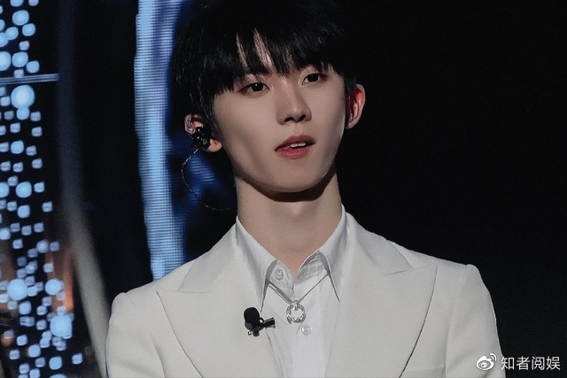 我们的歌：马嘉祺飙高音被指“难听”，离开时团就变得黯淡无光？休闲区蓝鸢梦想 - Www.slyday.coM