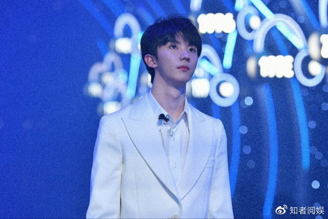 我们的歌：马嘉祺飙高音被指“难听”，离开时团就变得黯淡无光？休闲区蓝鸢梦想 - Www.slyday.coM