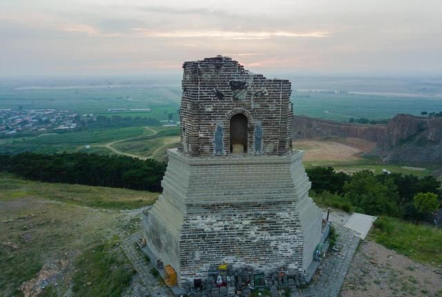 沈阳石佛寺残塔:最"悲催"的千年古塔