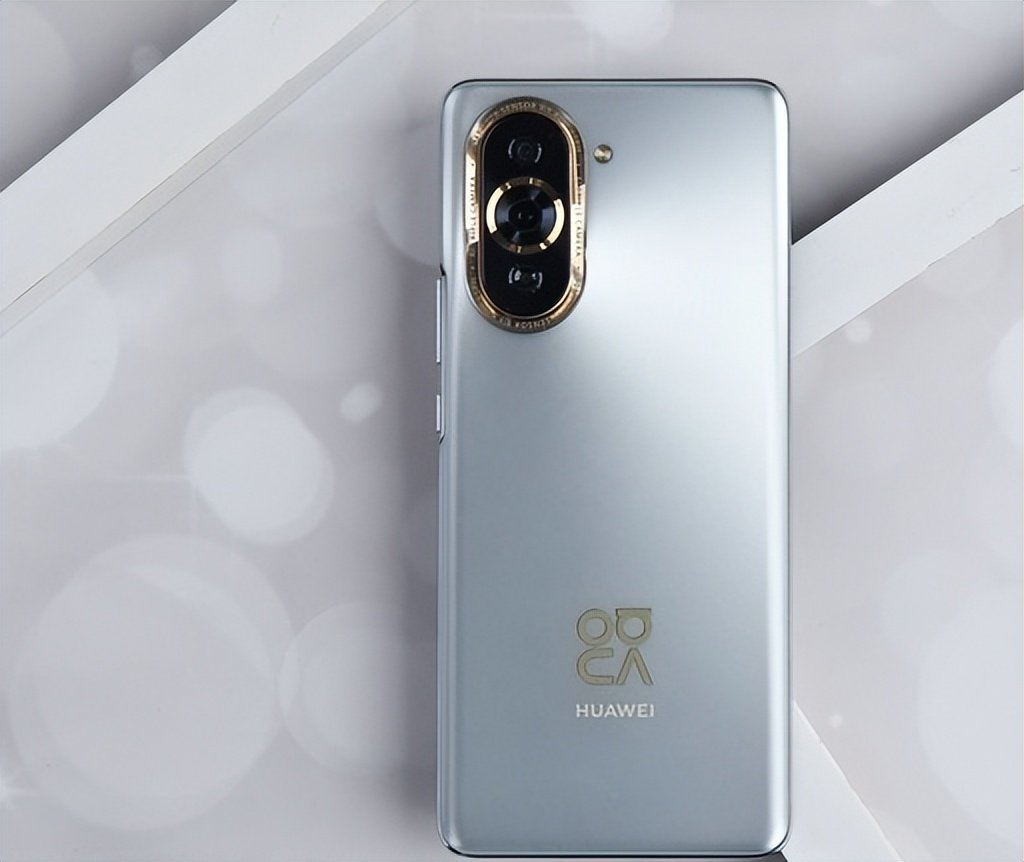 (五)3000-3500华为手机推荐