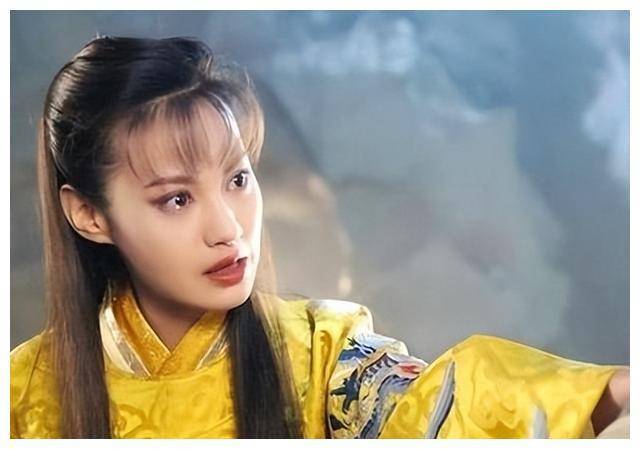 演员杨雪，凭“江玉燕”爆火，却在巅峰期结婚，如今已成带货主播