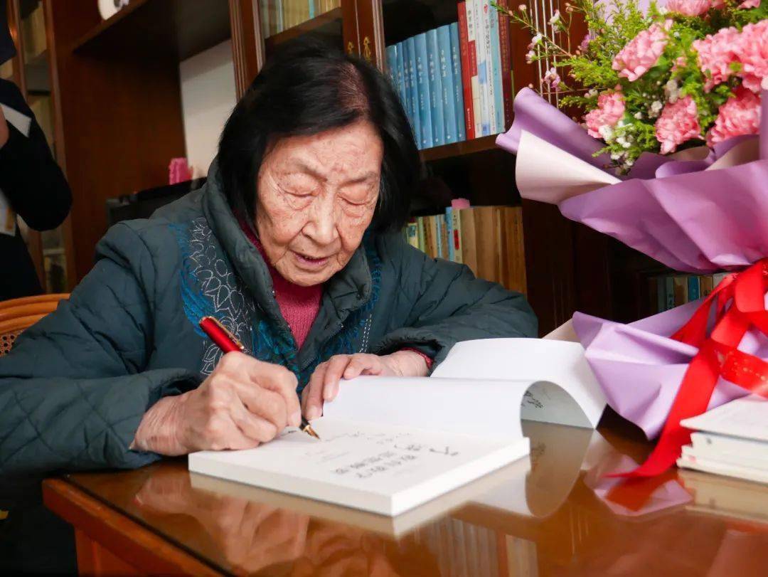 "人民教育家"于漪寄语嘉定教育:明日教师,今日做起|于漪|教师|学生