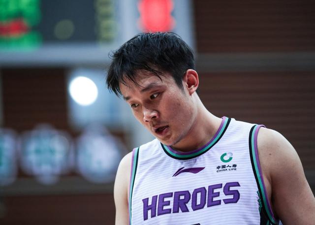 丁彦雨航还能重返中国男篮吗