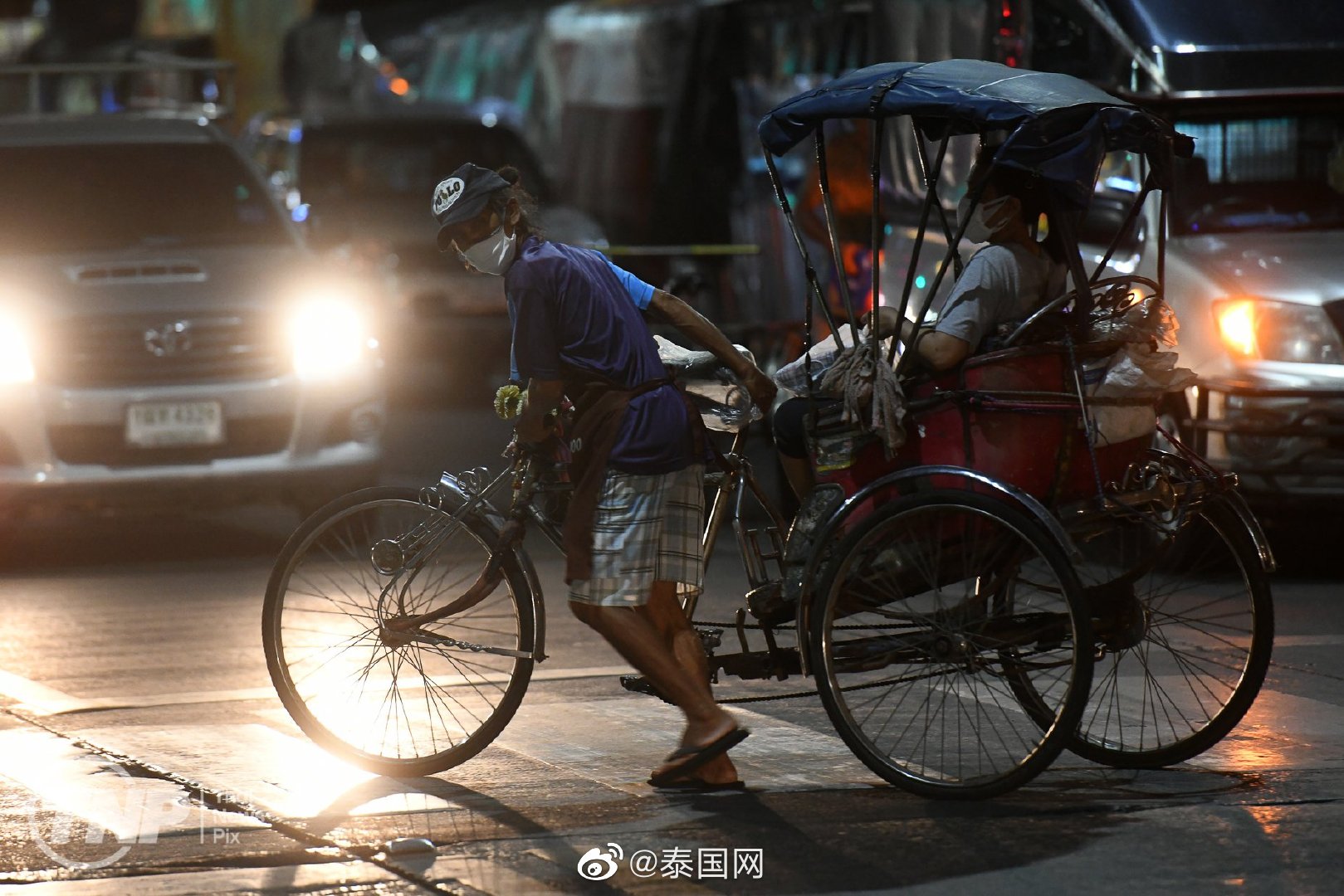 疫情之下泰国人的生活百态