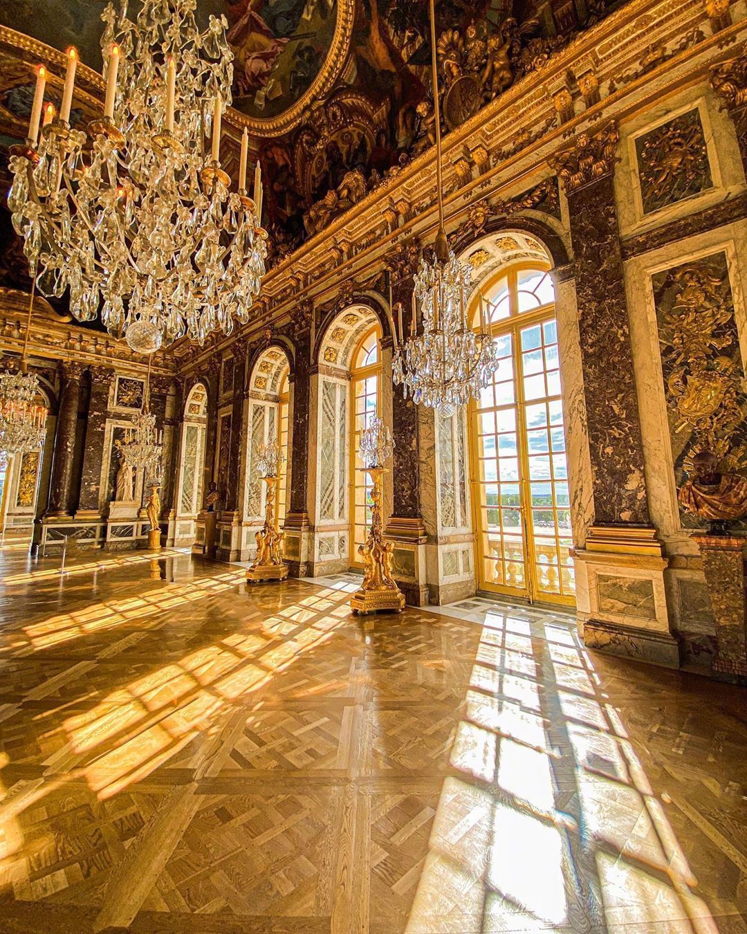 当阳光照进凡尔赛宫 artetvous