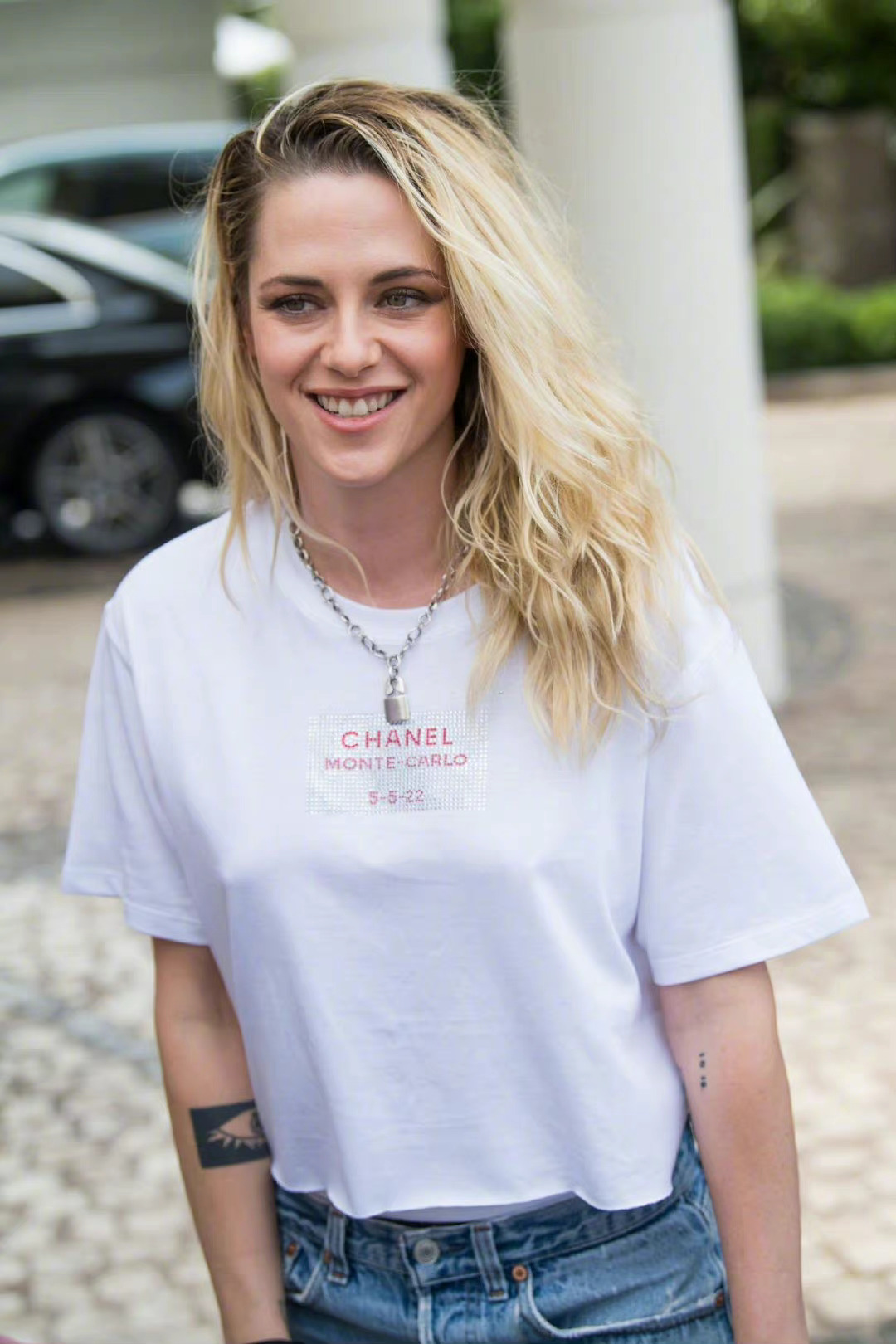 克里斯汀斯图尔特kristenstewart抵达第一组写真释出