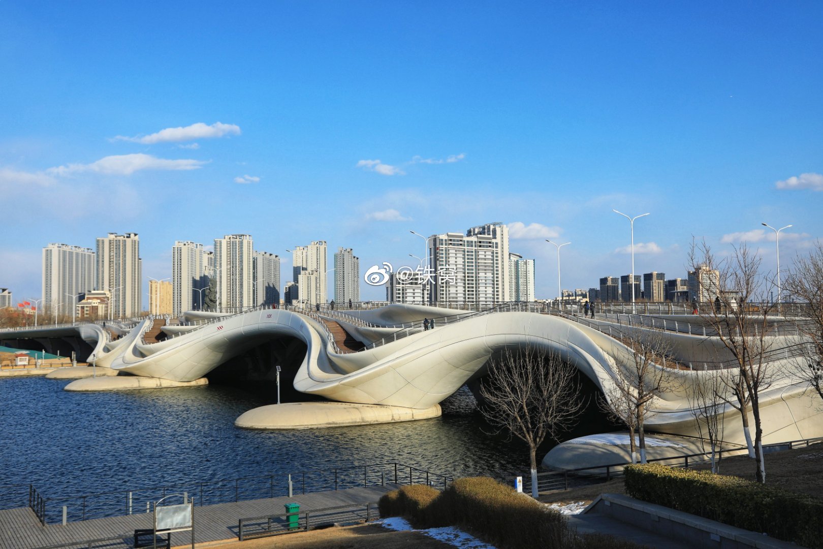 通州大运河上的千荷泻露大桥__财经头条