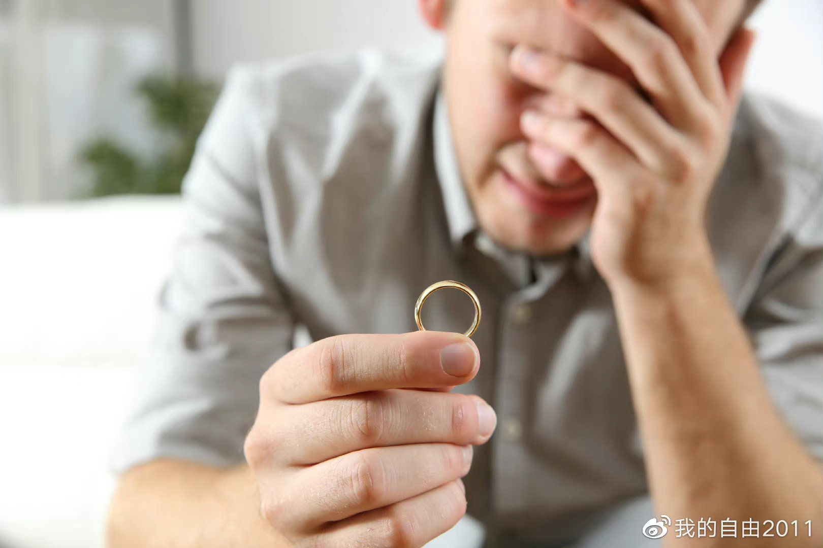 离婚多年后再见到前妻,其实就一种感受休闲区蓝鸢梦想 - Www.slyday.coM 离婚多年后再见到前妻,其实就一种感受休闲区蓝鸢梦想 - Www.slyday.coM