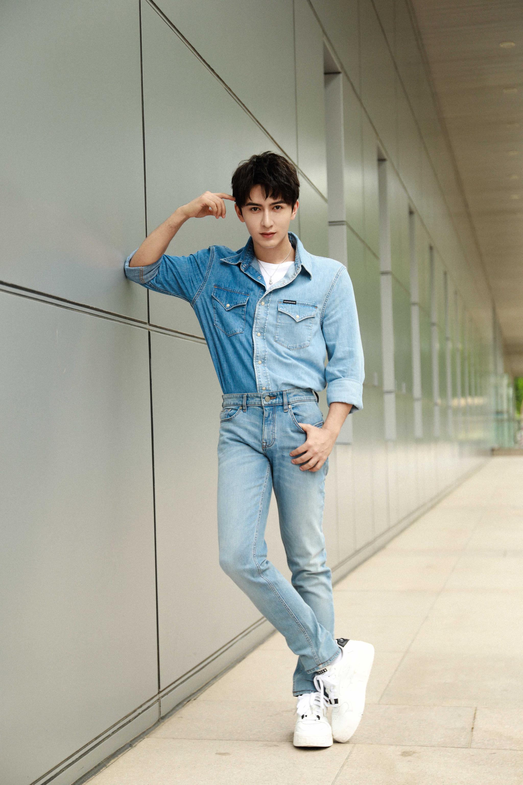 欢娱影视演员@米热merxat 参与录制节目《大戏看北京》 今晚 9点1