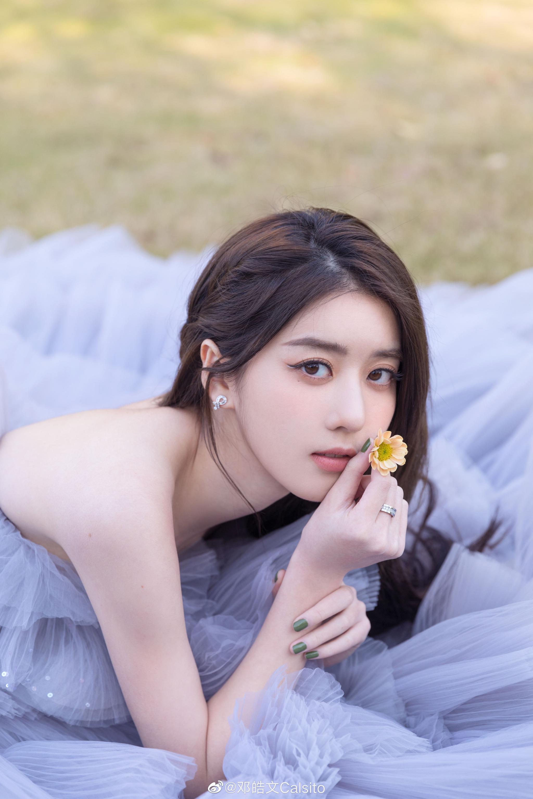 匆忙赶路的一天结束了…………|李凯馨|邓皓文|星光_新浪新闻