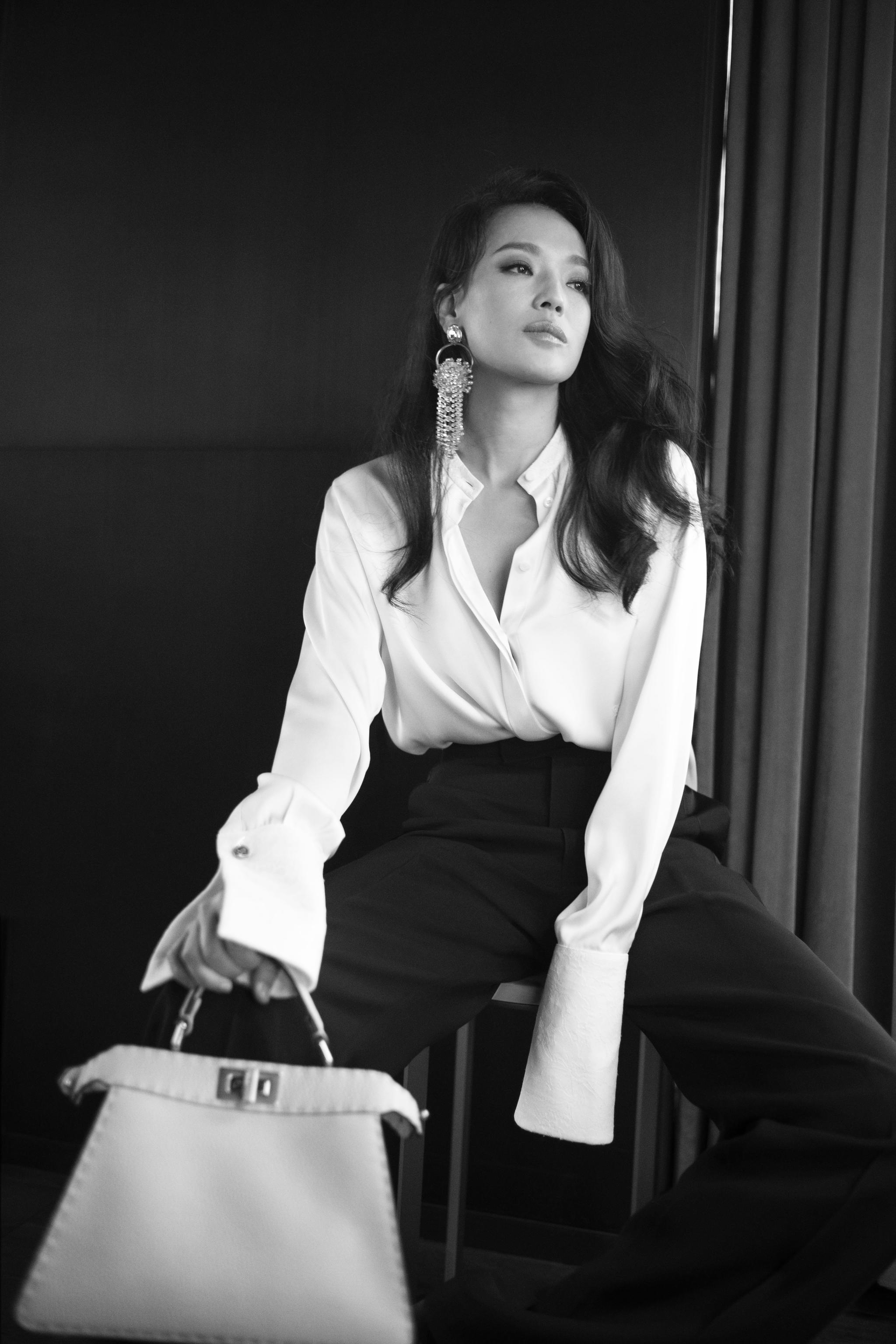 今晚上海的夜色一定很浪漫……|舒淇|夜色_新浪新闻