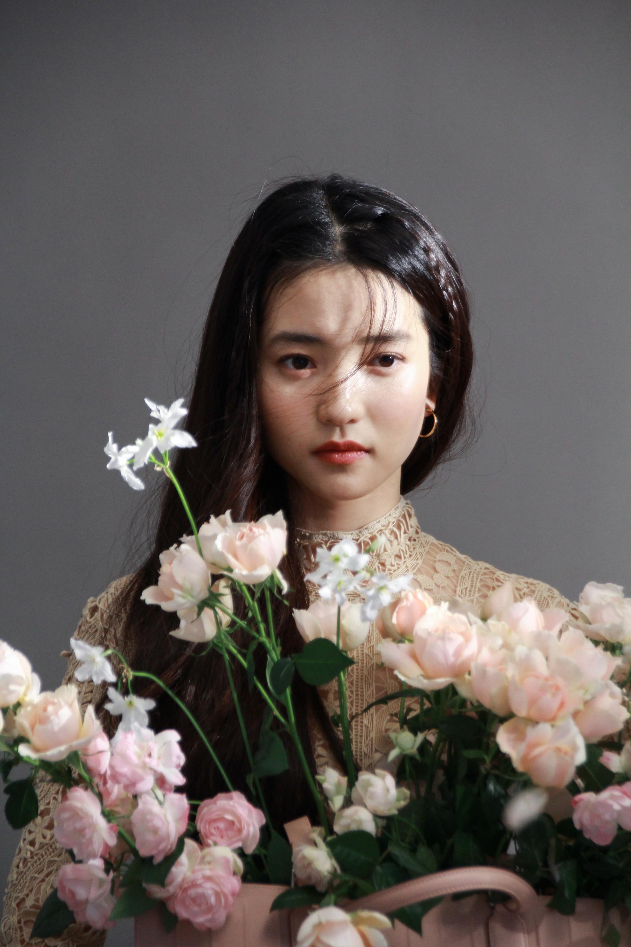 金泰梨 画报拍摄花絮_高清图集_新浪网