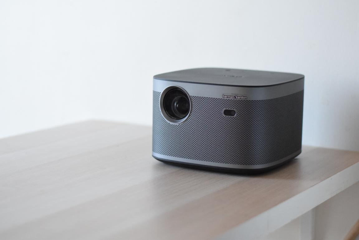 智能投影那么多,但我选择极米h3s,原因看完后你就知道答案!__财经头条