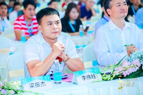 4,公司的实际控制人李伟蓬和李伟柱系兄弟关系