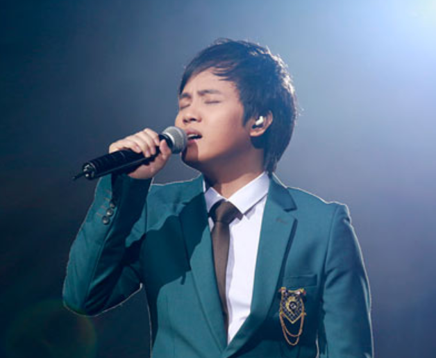 19岁唱歌一天赚一万,春晚邀请他遭拒,却无人说他耍大牌