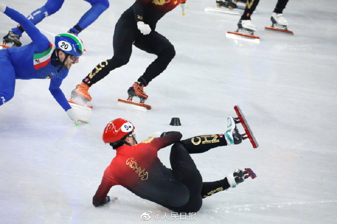 李文龙解释5000米接力比赛中发生了什么休闲区蓝鸢梦想 - Www.slyday.coM