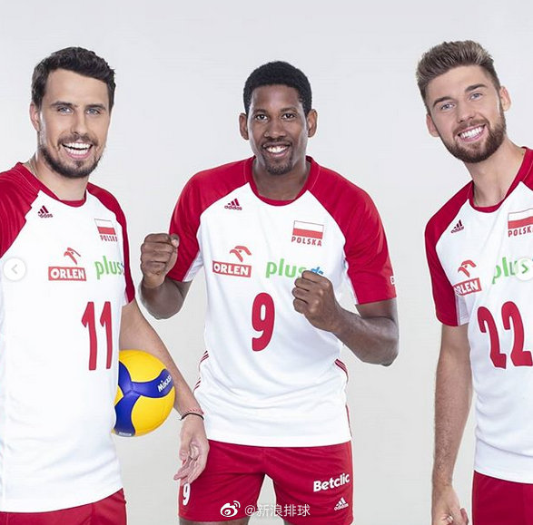 波兰男排拍摄国家队队服定妆照_高清图集_新浪网