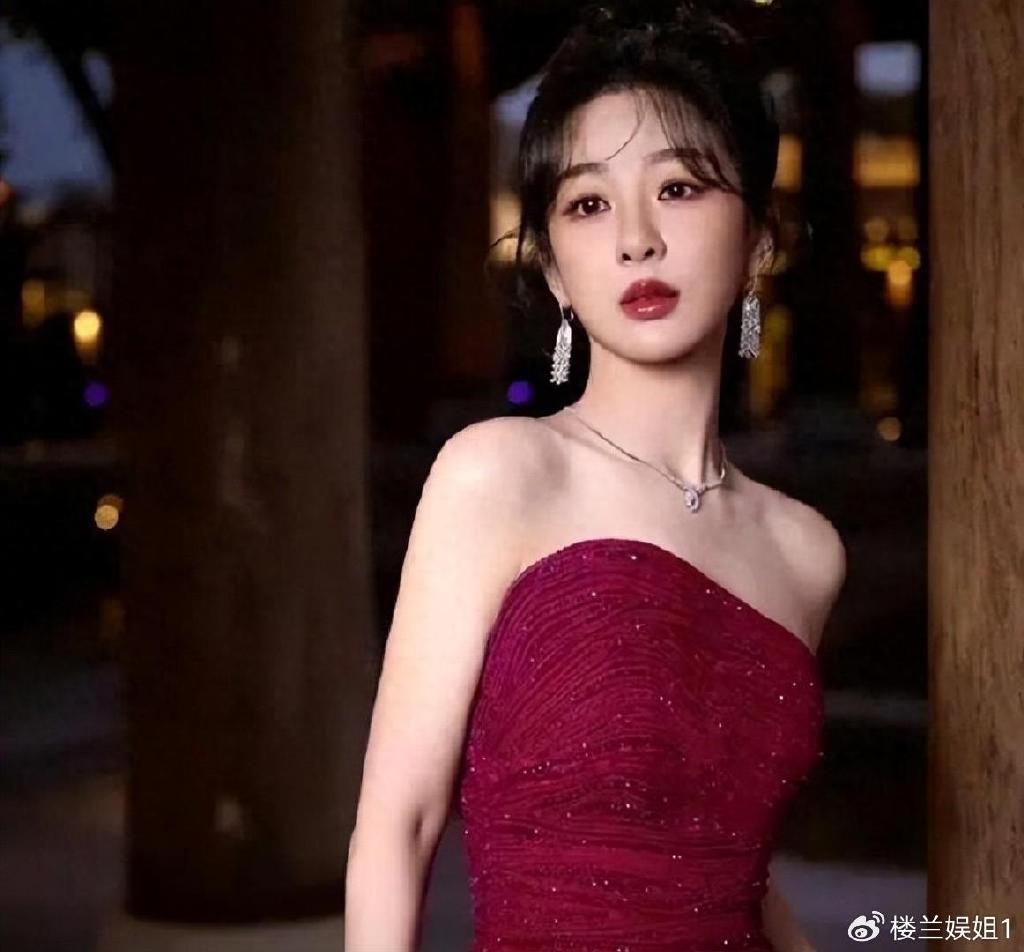 杨紫被曝陪睡CEO？看清陈玥含身份和爆料细节，才知杨紫因何被黑|娱乐圈|娱乐负面|女星|造谣|冯楚轩_新浪娱乐_新浪新闻