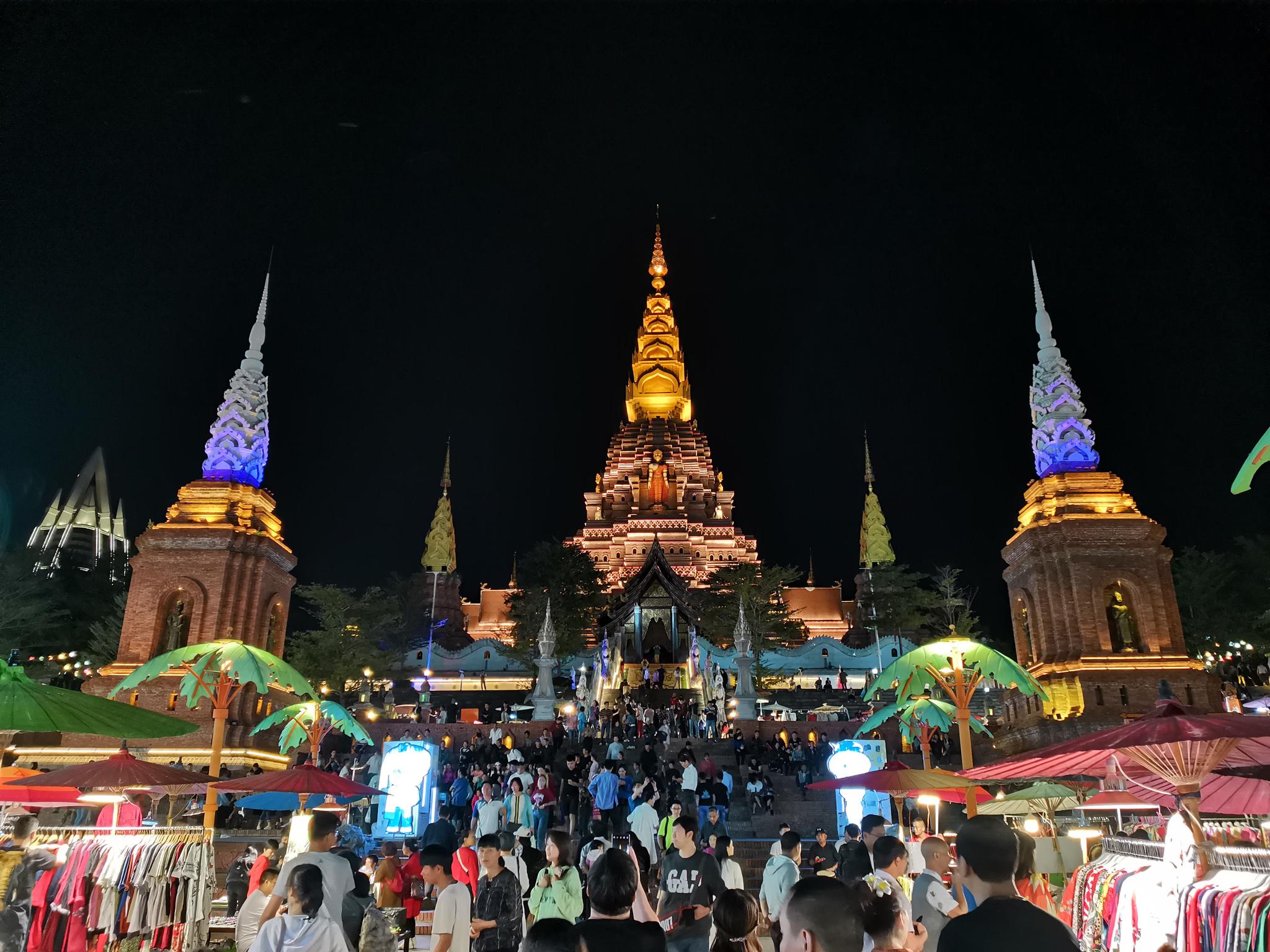 去西双版纳,位于告庄西双景的星光夜市是一定要去的_高清图集_新浪网