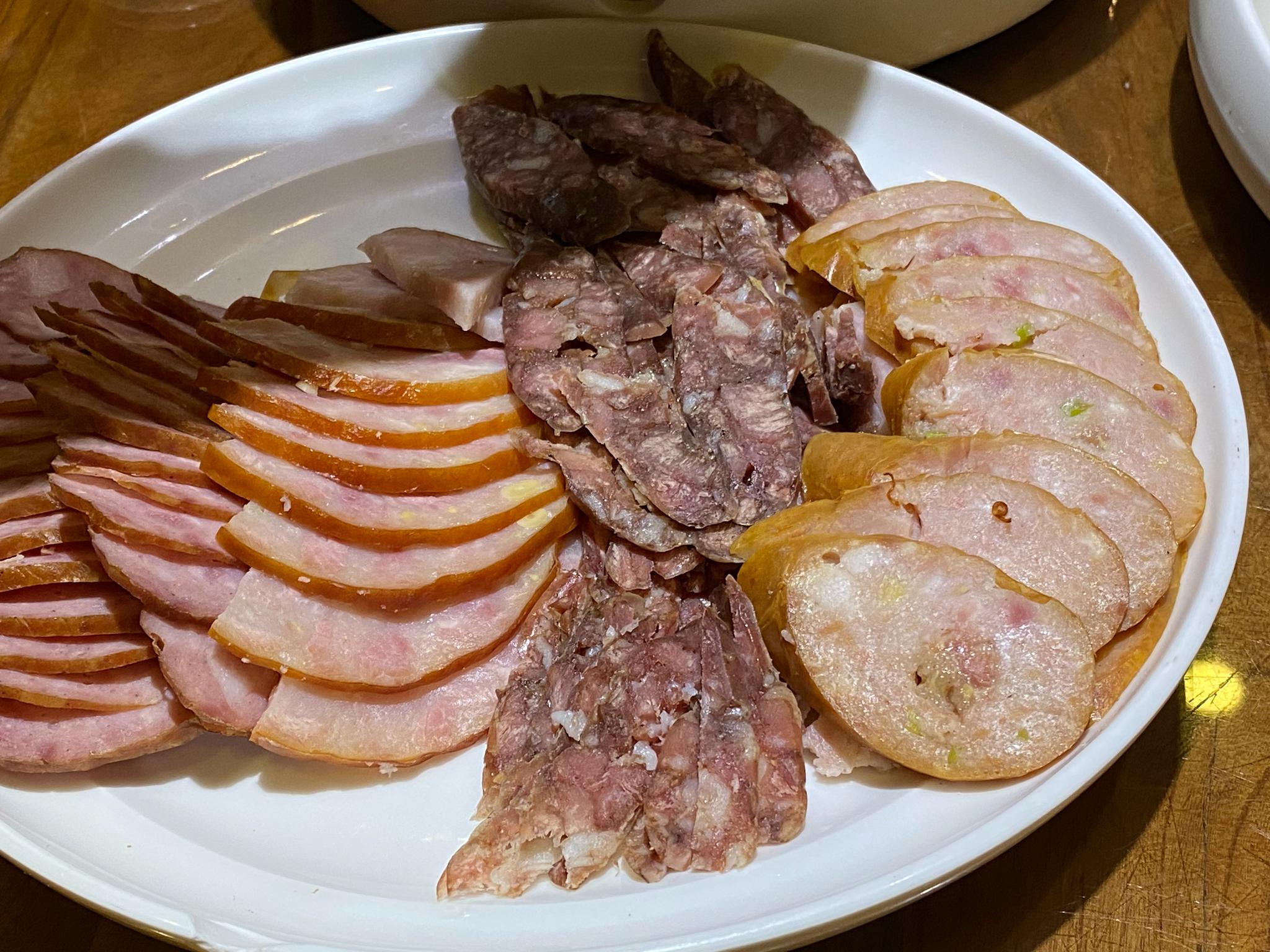 正宗东北菜是甜的?这一次哈尔滨之旅刷新了我对东北美食的认知