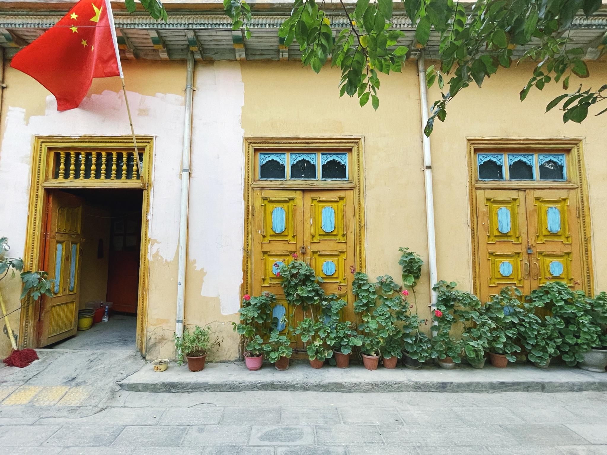 库车王府这条民族风情街真好看,还有干净的小巷子