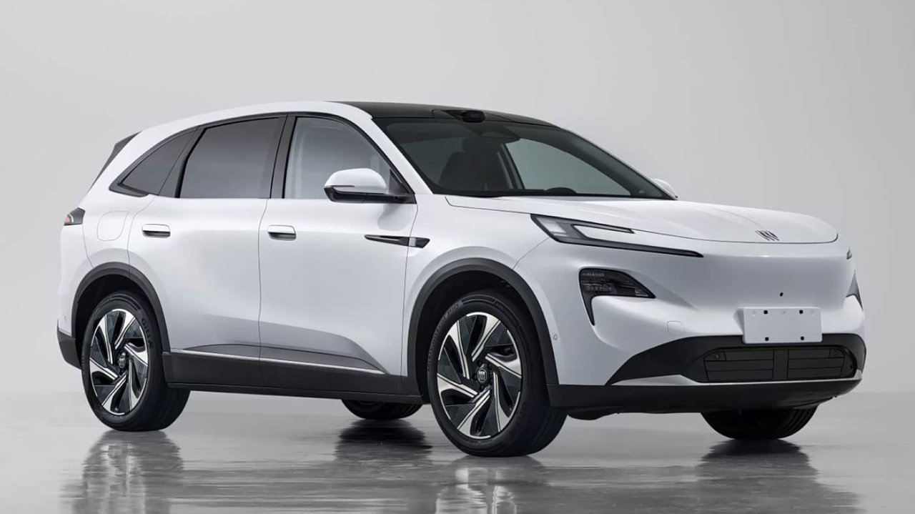 别克全新中型SUV，至境E7将上市，配彩电+沙发+冷暖箱+双人床模式