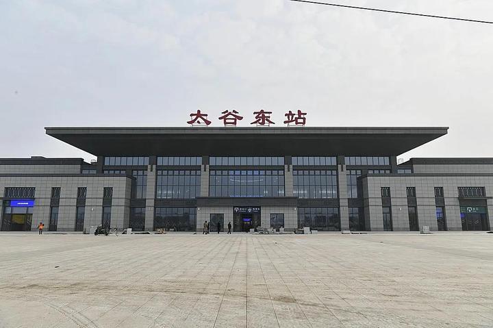 乘郑太高铁游晋中美景