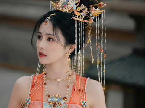 今晚蚌精桑酒正式上线……|蚌精|白鹿|上线_新浪新闻