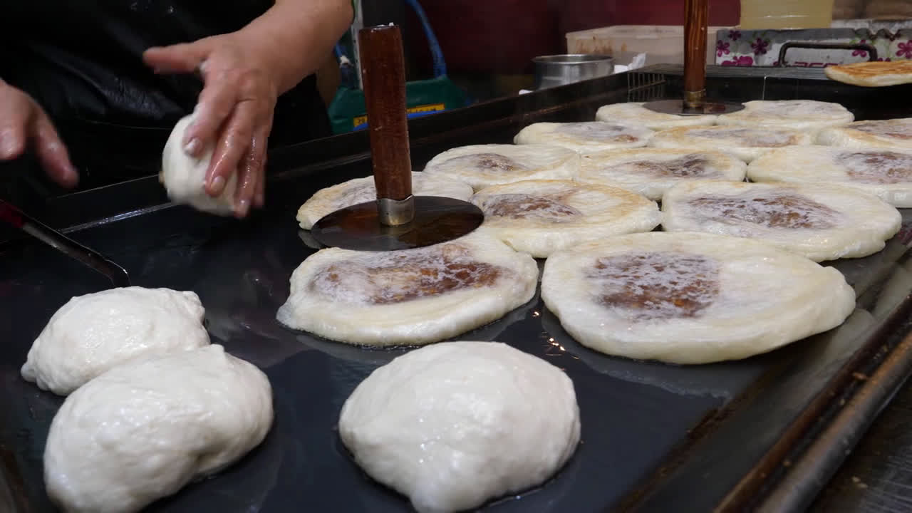 韩国街头美食蒸糯米糕