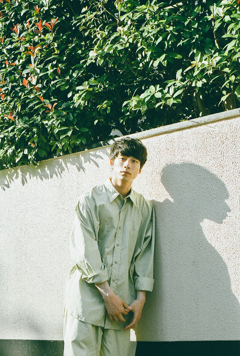 坂口健太郎秋日里的盐系男孩