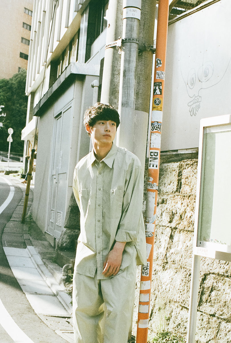 坂口健太郎秋日里的盐系男孩