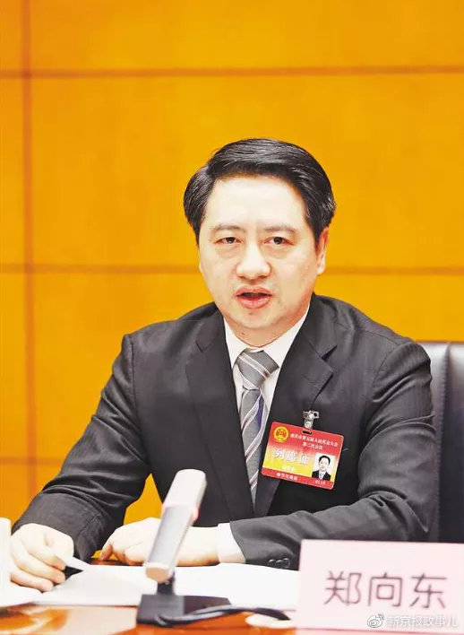 半年多次调整,他升任重庆副市长