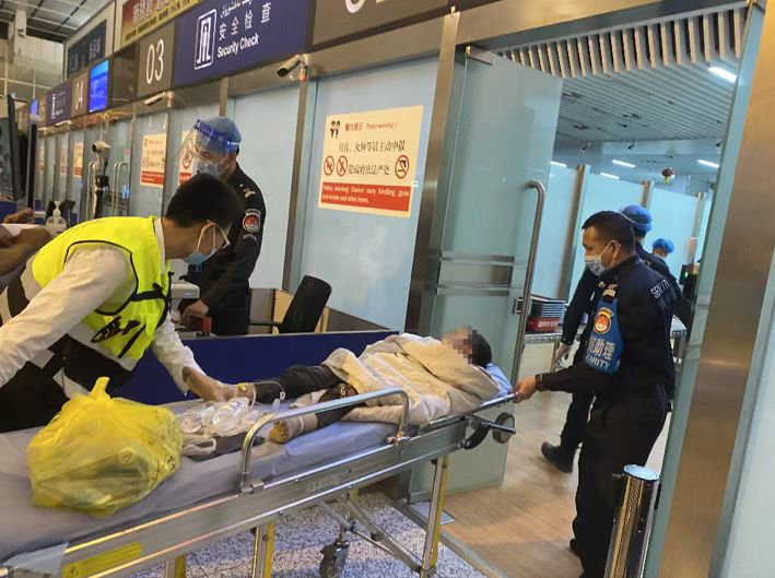 2022年国庆档打开方式有了，我们身边每一个人都是《平凡英雄》休闲区蓝鸢梦想 - Www.slyday.coM