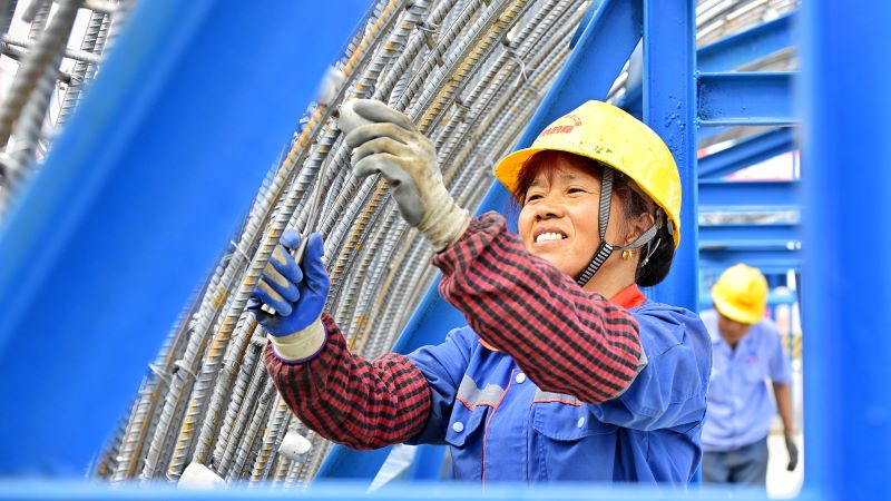 哈伊高铁打造我国首条穿越冻土区的高速铁路休闲区蓝鸢梦想 - Www.slyday.coM 哈伊高铁打造我国首条穿越冻土区的高速铁路休闲区蓝鸢梦想 - Www.slyday.coM