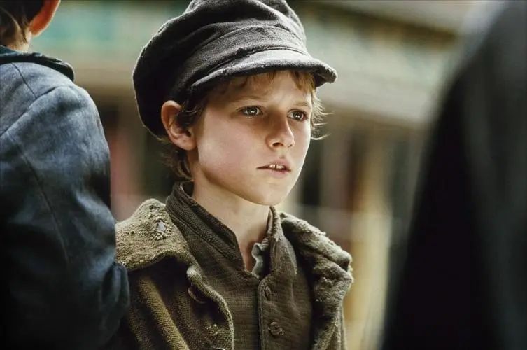 狄更斯雾都孤儿所有天降幸运不过都是善良的回音