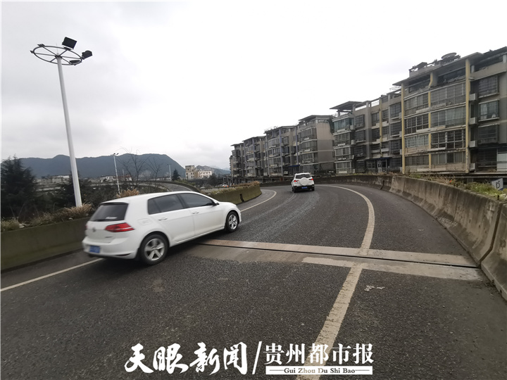 "天眼问政61追踪"二戈寨三角花园高架桥上,破损的伸缩缝修好了|天眼