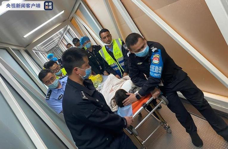 2022年国庆档打开方式有了，我们身边每一个人都是《平凡英雄》休闲区蓝鸢梦想 - Www.slyday.coM