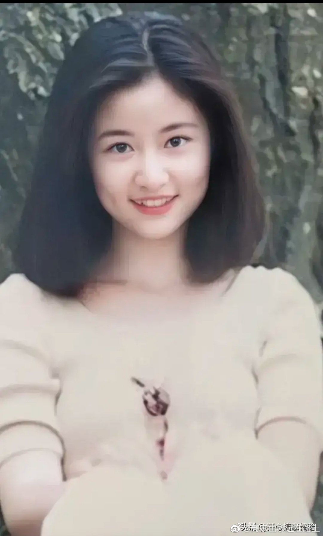 林心如十几岁的时候就是个美人胚子了特别是第八张