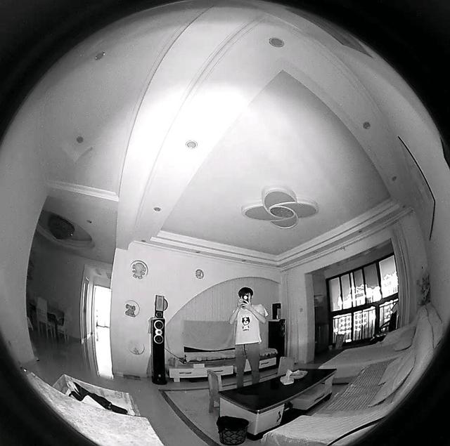 智能安防下全景摄像头360视角一台顶五台