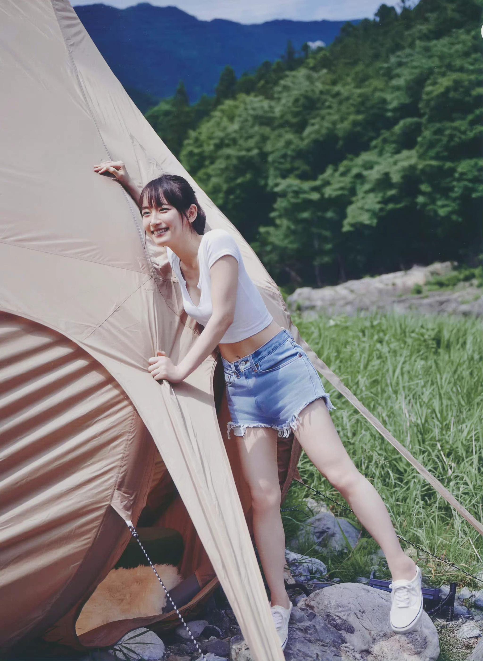 吉冈里帆写真集里帆采取