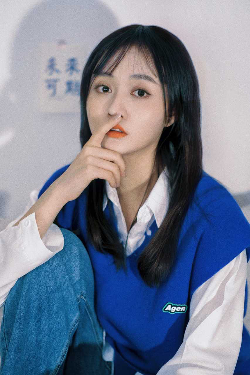 张雪琦 00年 天蝎座 河北石家庄人……__财经头条