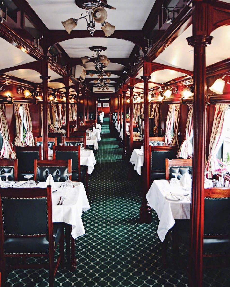 19世纪的欧洲火车车厢,好想来一场时空穿越旅行