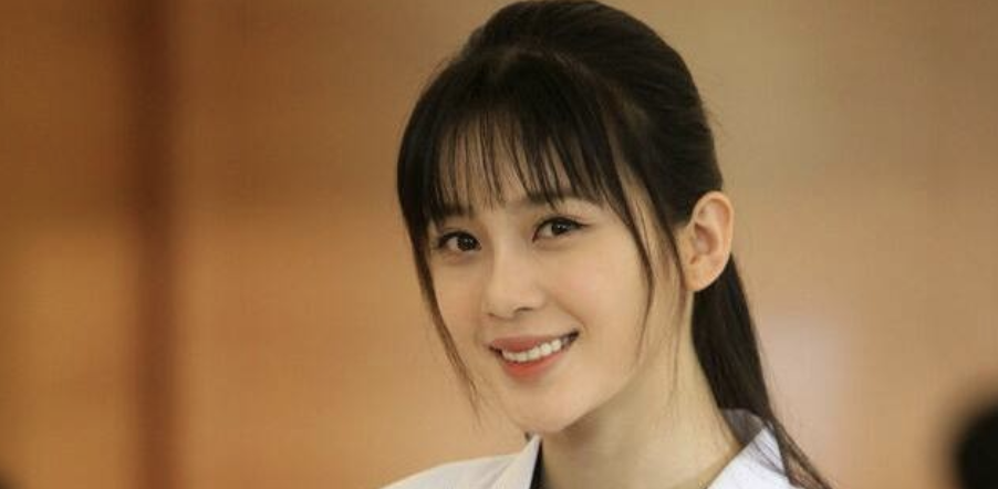 多次出演女主都不火,因为名字被误认是日本人,今变成这样