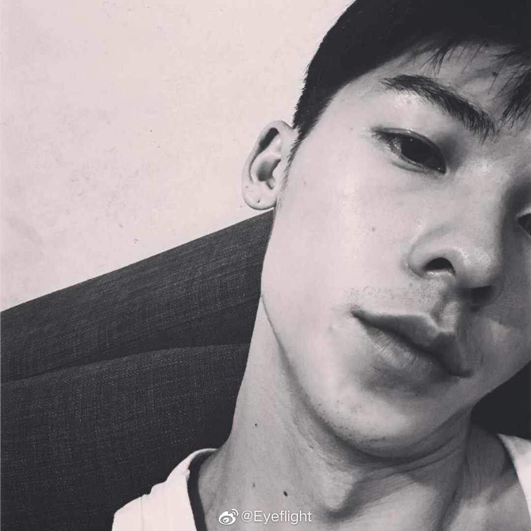 愿你永远自由自在 无论少年或白发许光汉ins合集