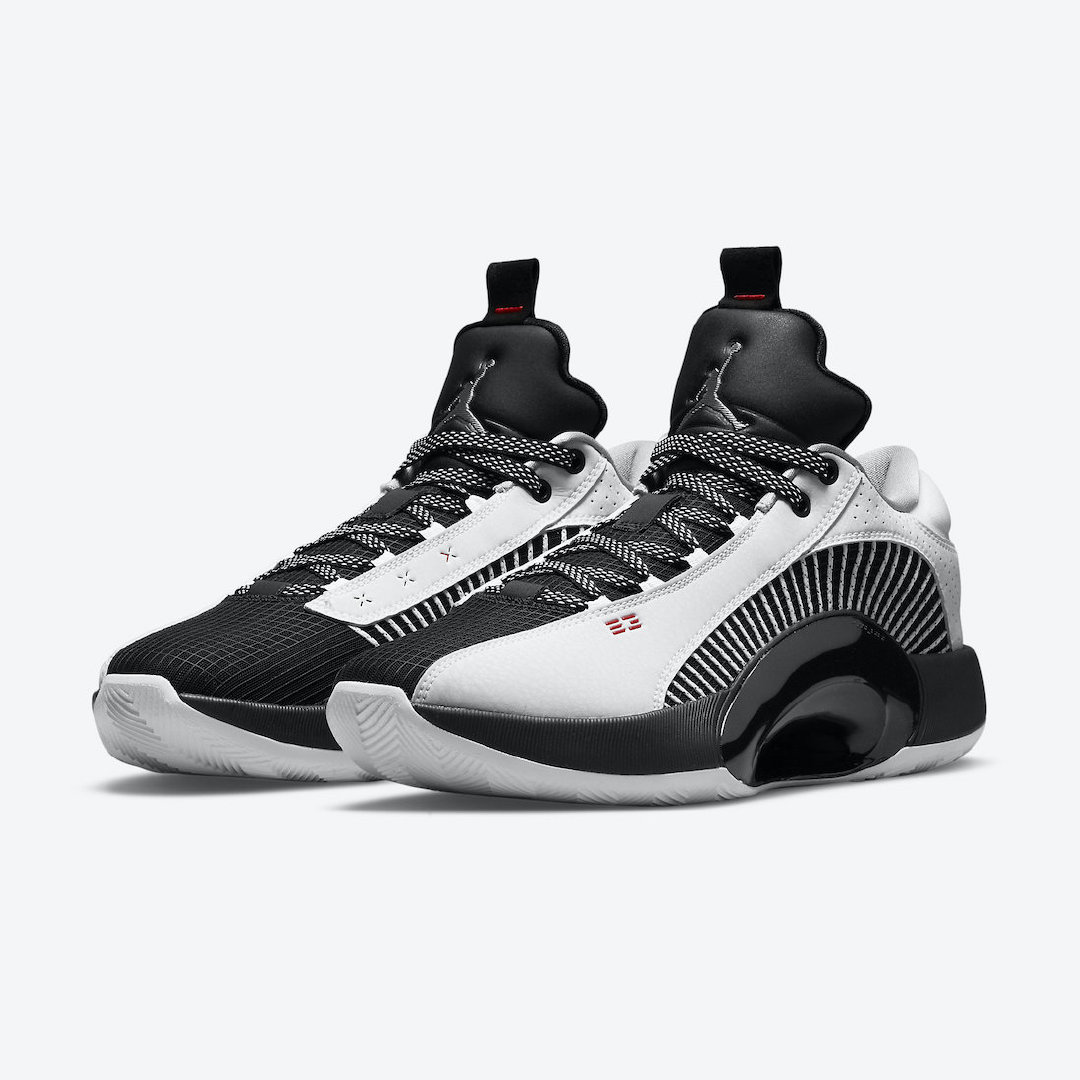 搭载全掌zoom stroble气垫 react鞋垫的新款篮球鞋nike zoom g.t