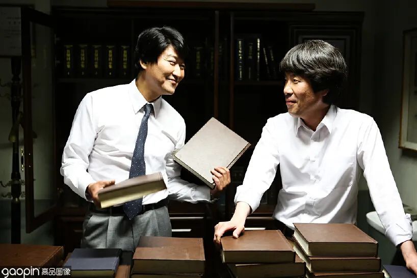 《苏里南》别再浪费影帝了!韩国真实罪案改编剧集要这么拍!休闲区蓝鸢梦想 - Www.slyday.coM 《苏里南》别再浪费影帝了!韩国真实罪案改编剧集要这么拍!休闲区蓝鸢梦想 - Www.slyday.coM