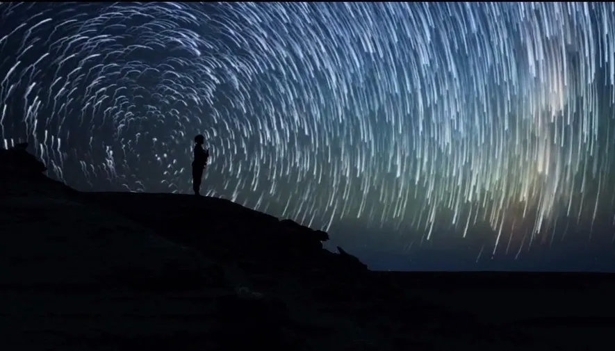 夜读散文奔向人生星辰大海