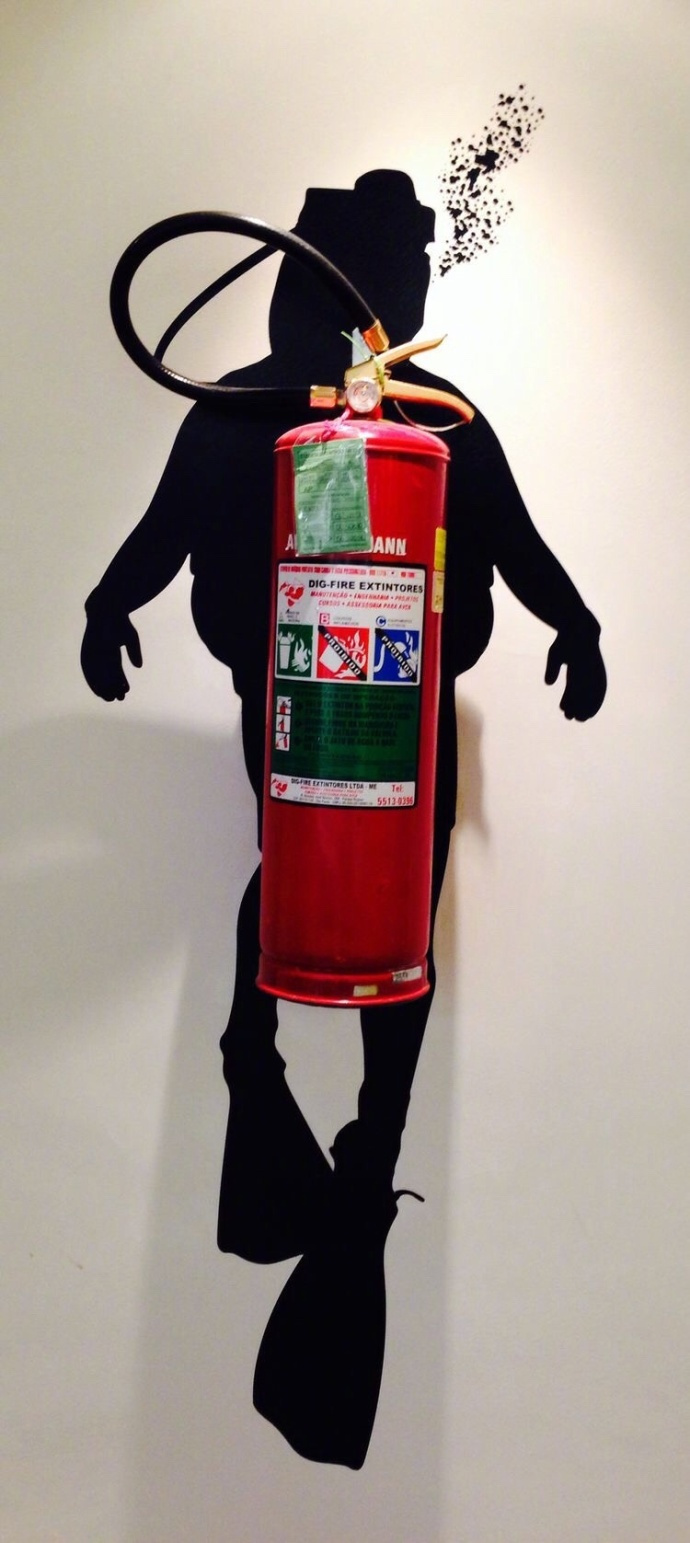 灭火器的创意放置