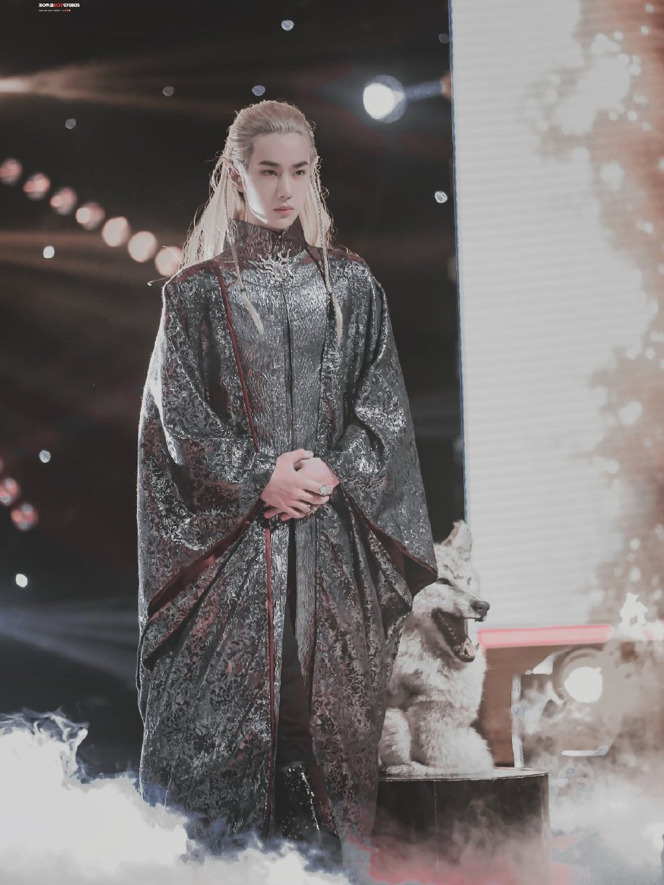 王一博cos精灵王子,绝绝子!__财经头条